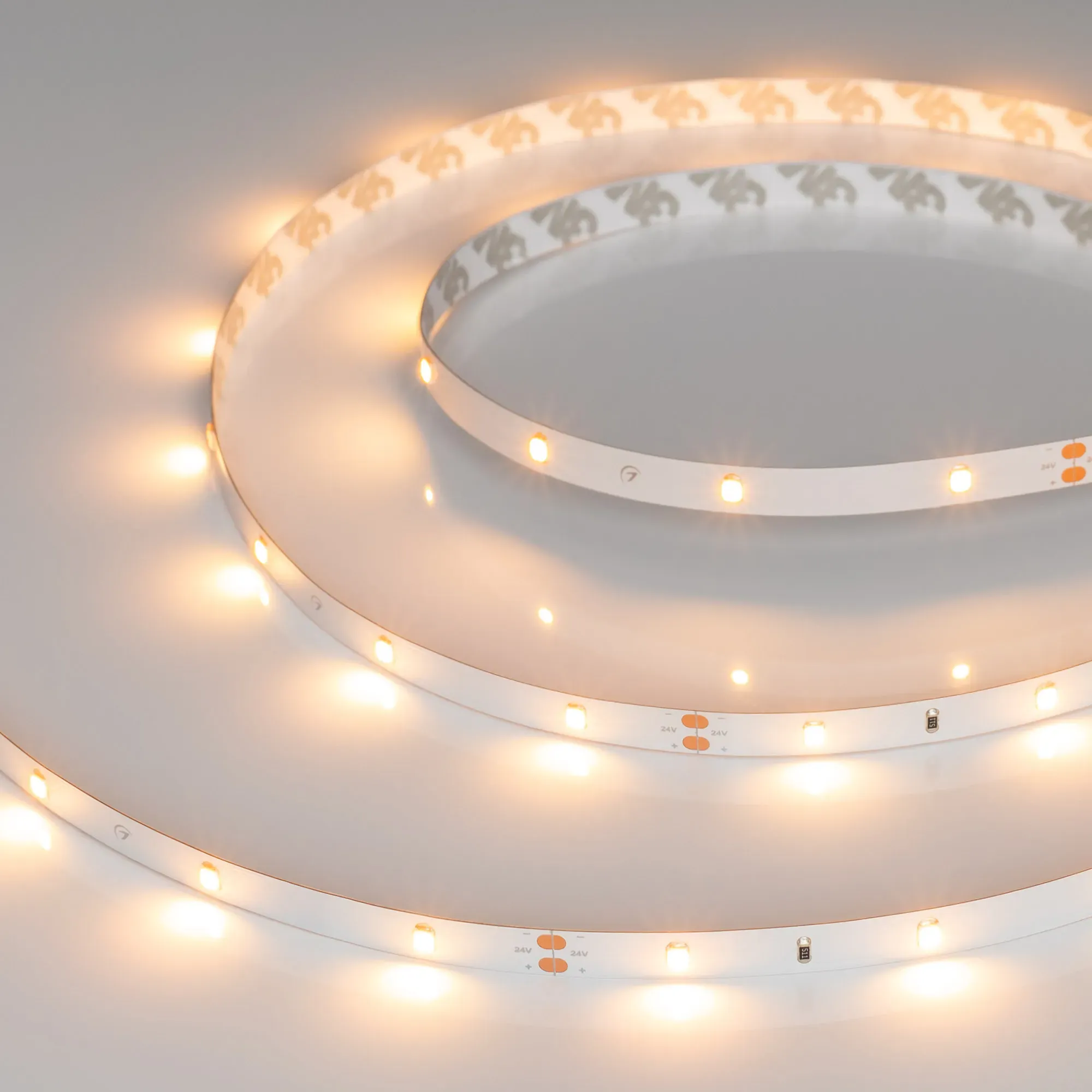 Лента светодиодная RT-A30-8mm 24V Warm2400 (2.9 W/m, IP20, 2835, 5m) (Arlight, Открытый)